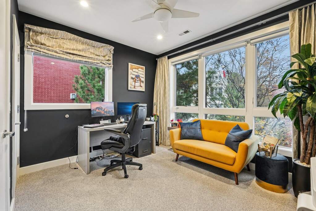 4 Bedroom Villa/Townhouse's Image 22