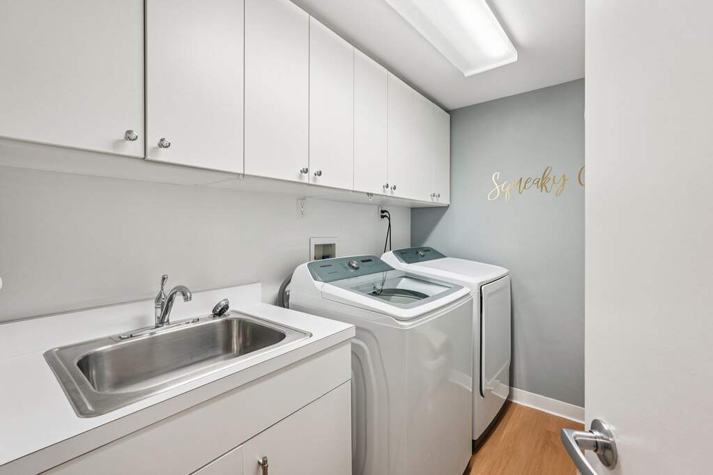 4 Bedroom Villa/Townhouse's Image 30