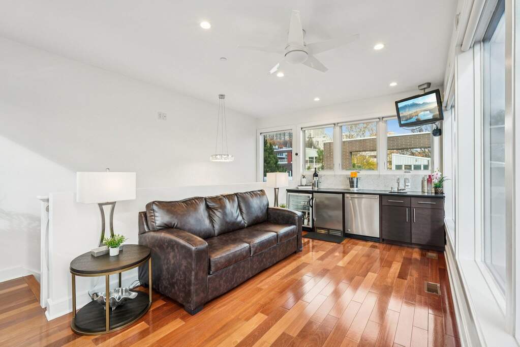 4 Bedroom Villa/Townhouse's Image 33