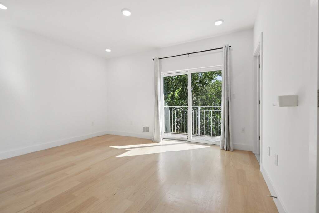 3 Bedroom Apartment/Flat's Image 28