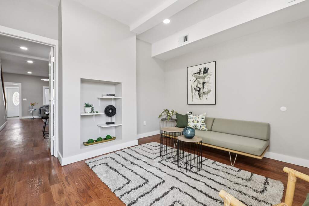 4 Bedroom Single Family Home/House's Image 8