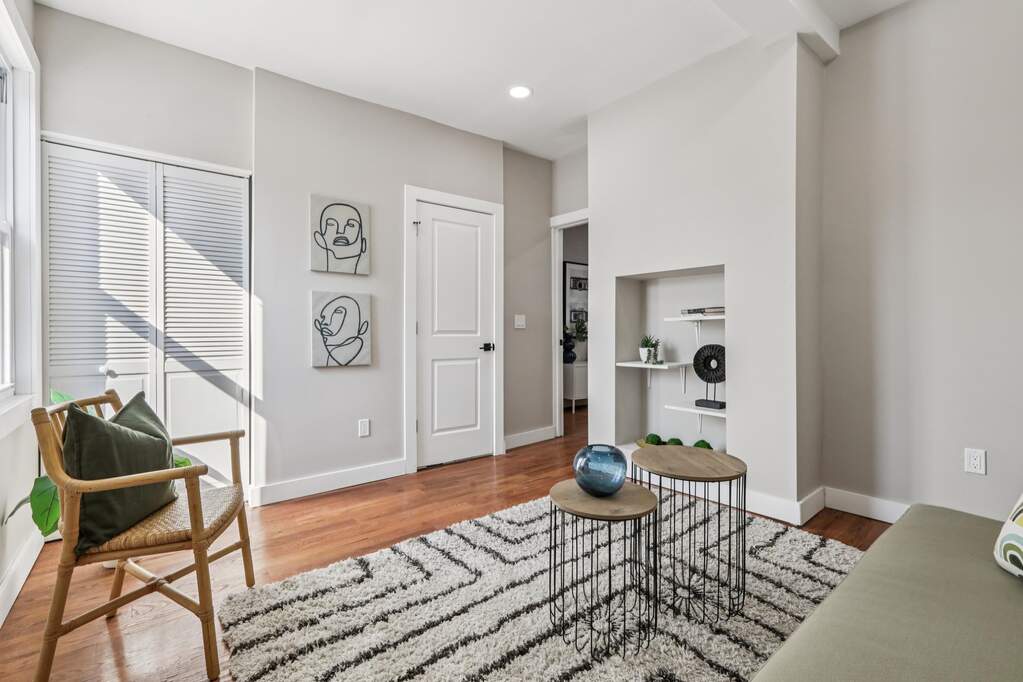4 Bedroom Single Family Home/House's Image 9