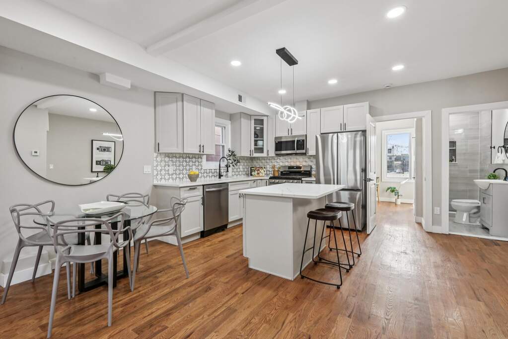 4 Bedroom Single Family Home/House's Image 12