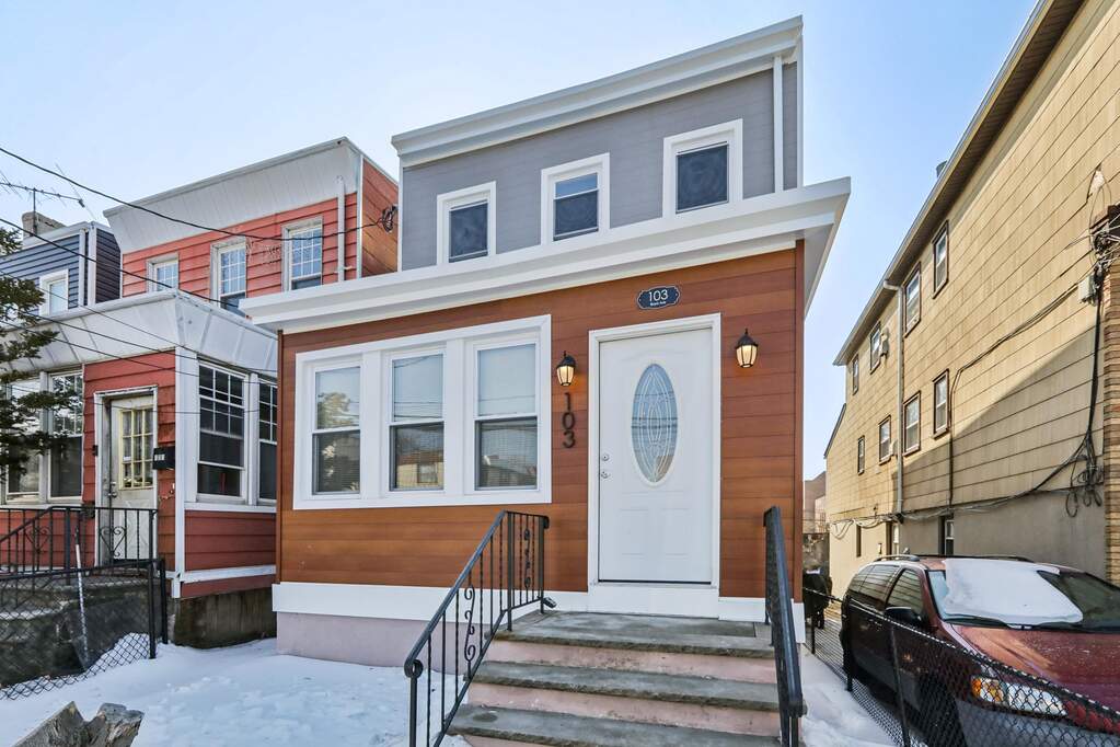 4 Bedroom Single Family Home/House's Image 36