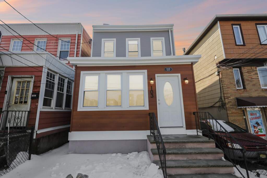 4 Bedroom Single Family Home/House's Image 44