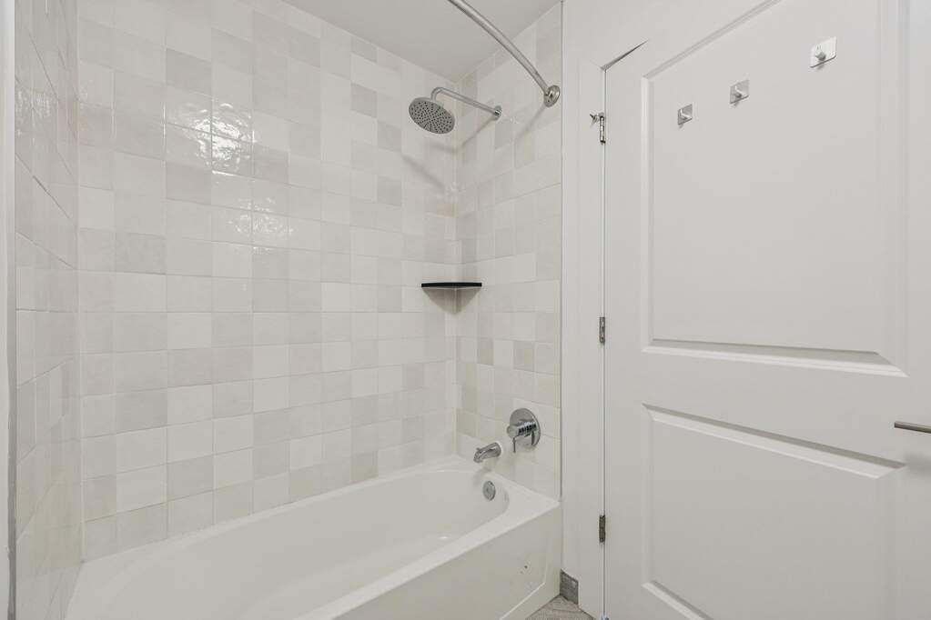 2 Bedroom Apartment/Flat's Image 14
