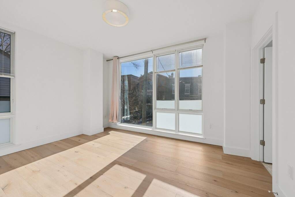 2 Bedroom Apartment/Flat's Image 6
