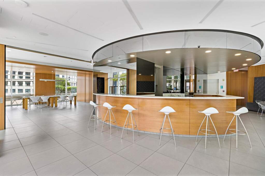 1 Bedroom Apartment/Flat's Image 12