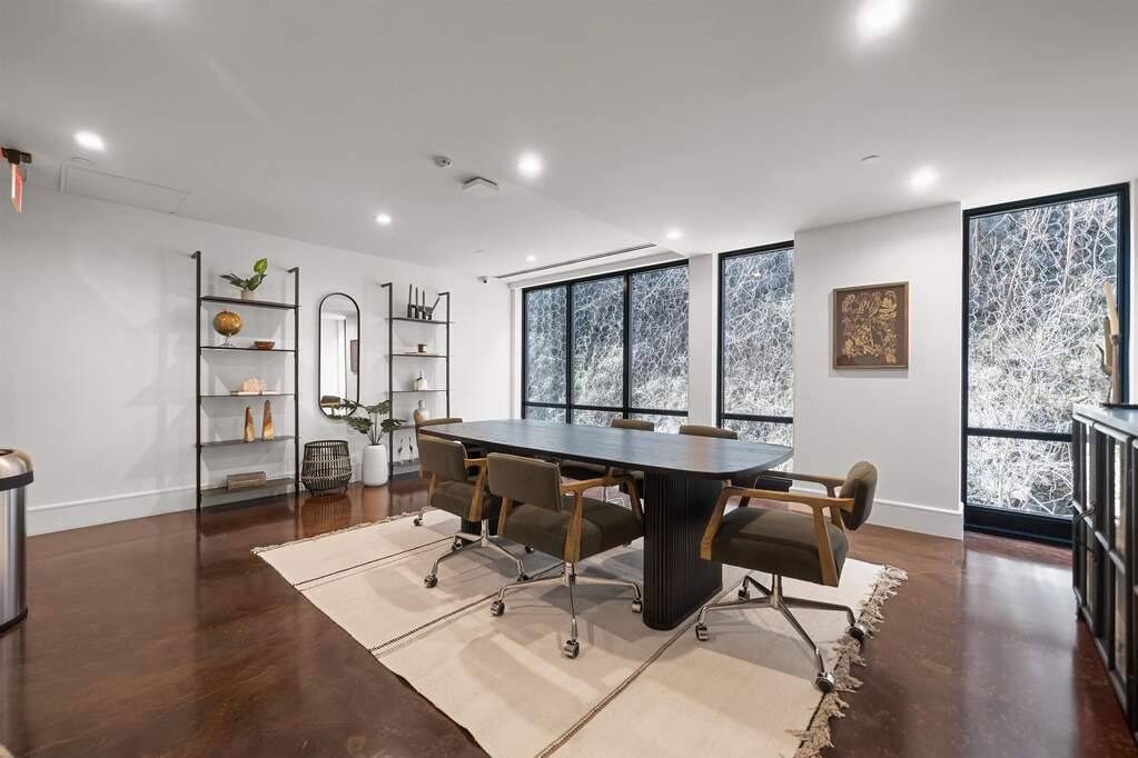 3 Bedroom Apartment/Flat's Image 38