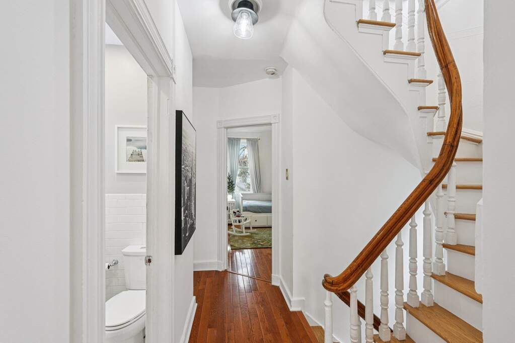 5 Bedroom Single Family Home/House's Image 25