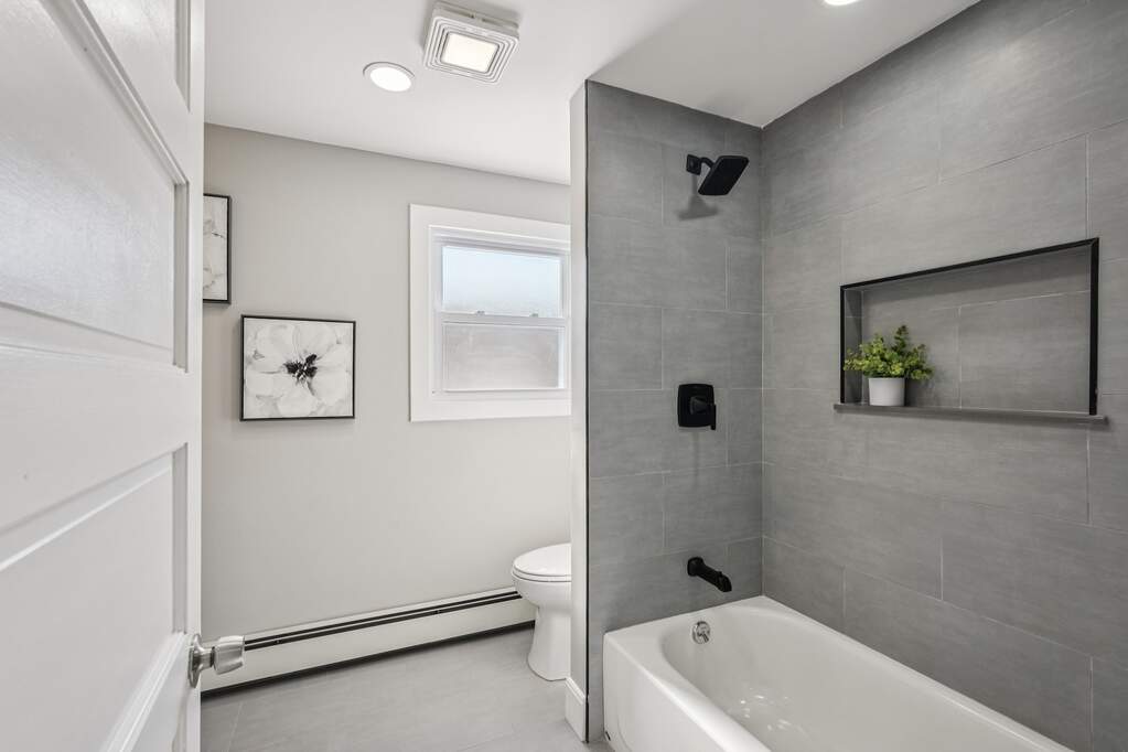 3 Bedroom Single Family Home/House's Image 22