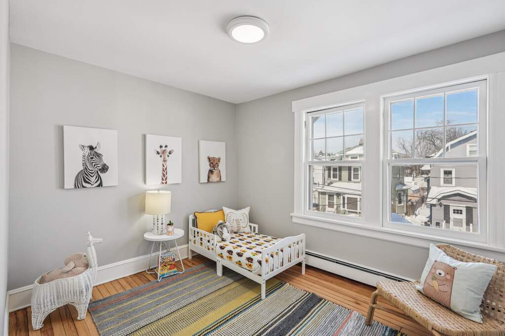 3 Bedroom Single Family Home/House's Image 32