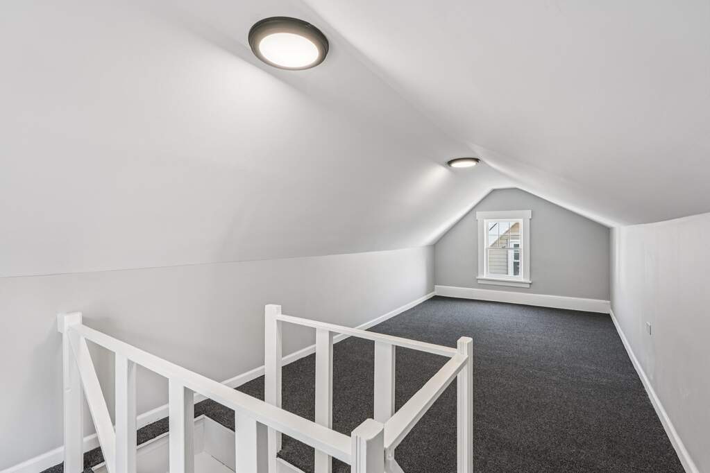 3 Bedroom Single Family Home/House's Image 37