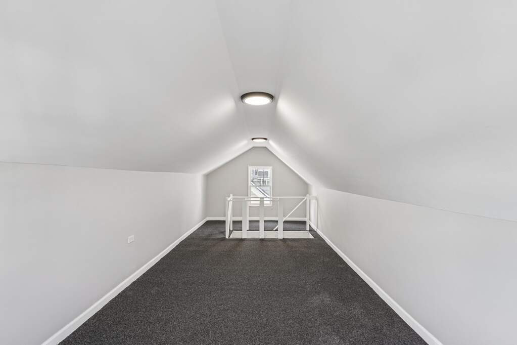 3 Bedroom Single Family Home/House's Image 39