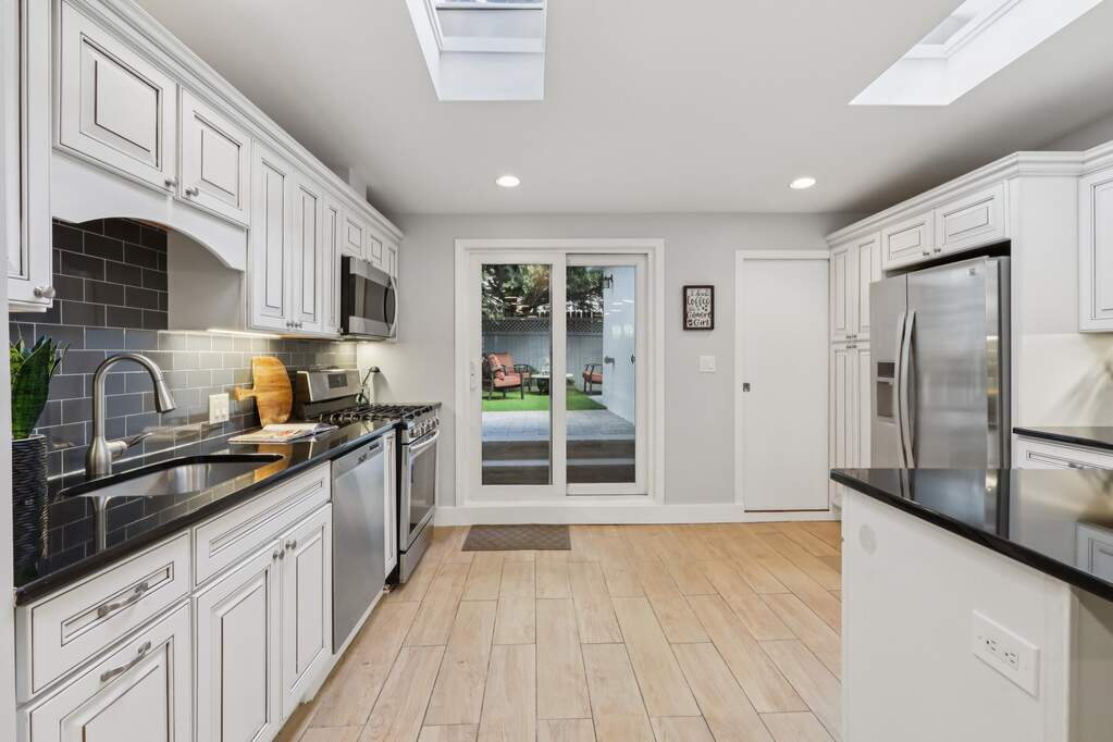 3 Bedroom Single Family Home/House's Image 11