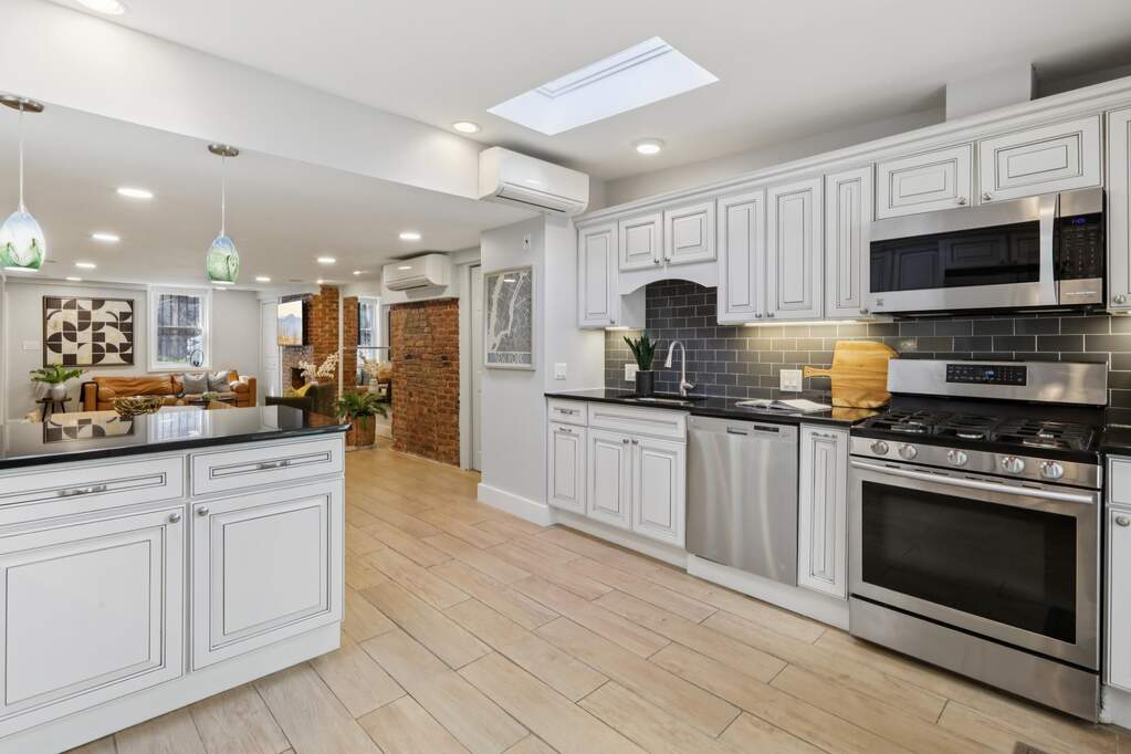 3 Bedroom Single Family Home/House's Image 13
