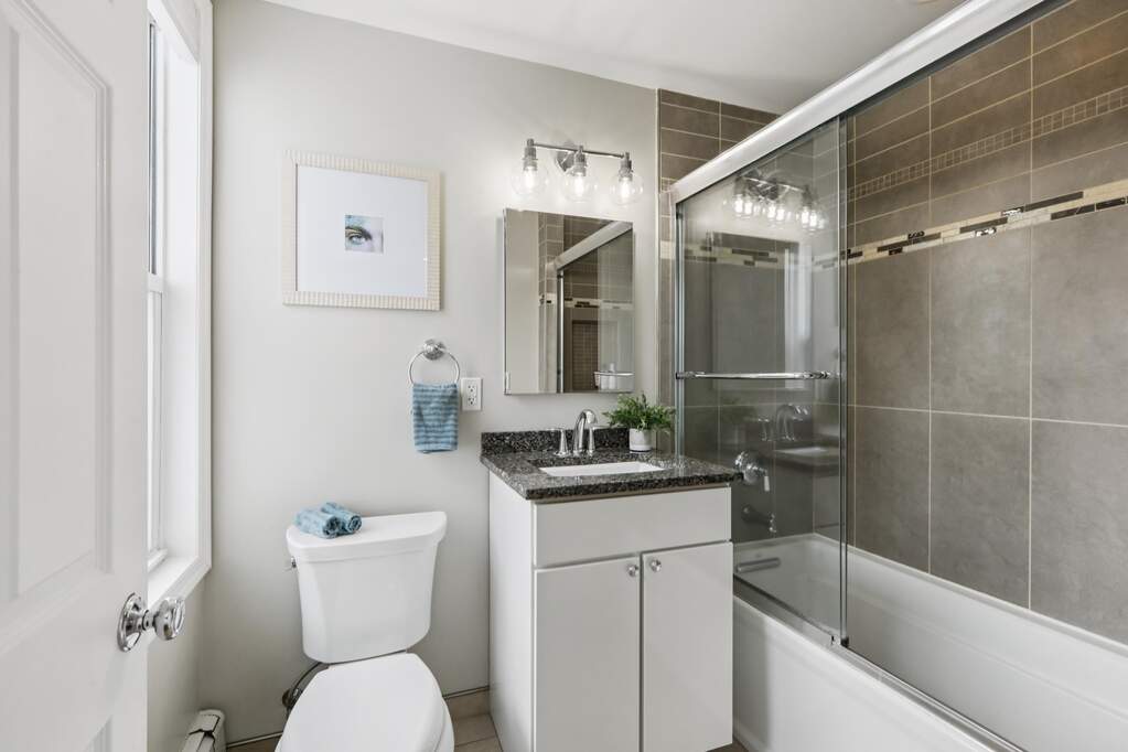 3 Bedroom Single Family Home/House's Image 24