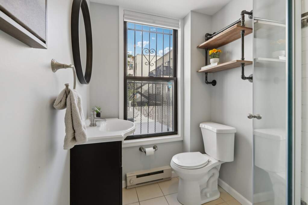 3 Bedroom Single Family Home/House's Image 31