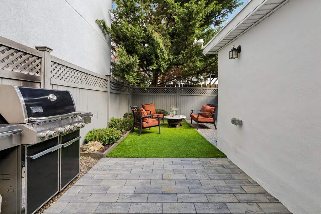 3 Bedroom Single Family Home/House's Image 34