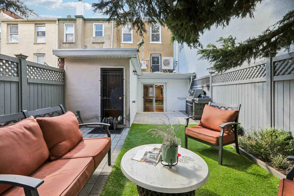 3 Bedroom Single Family Home/House's Image 37