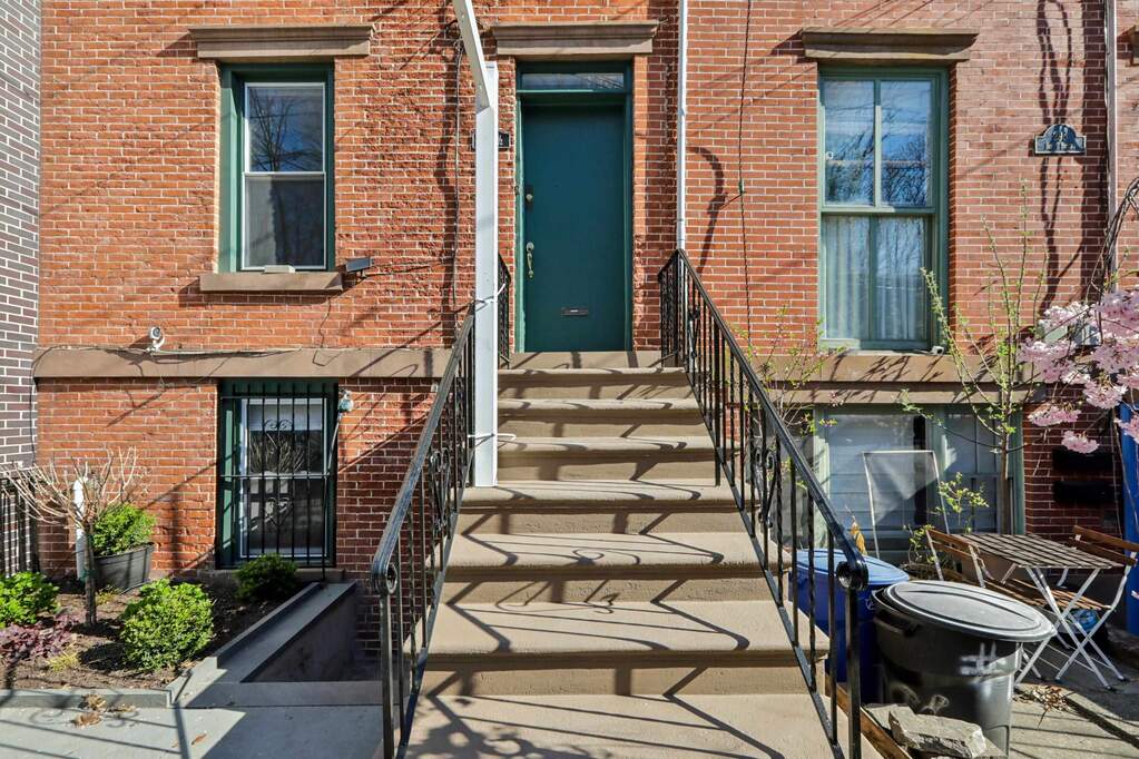 3 Bedroom Single Family Home/House's Image 42