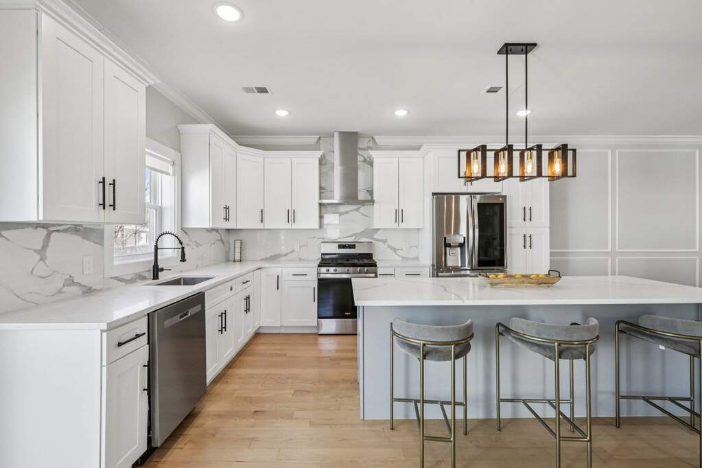 4 Bedroom Single Family Home/House's Image 15