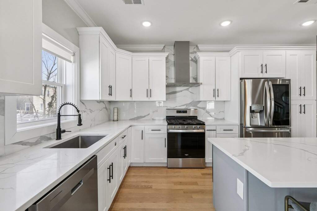 4 Bedroom Single Family Home/House's Image 16