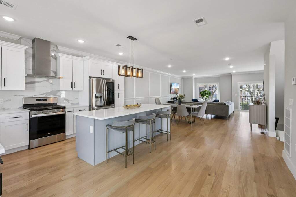 4 Bedroom Single Family Home/House's Image 17