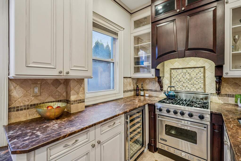 3 Bedroom Single Family Home/House's Image 9