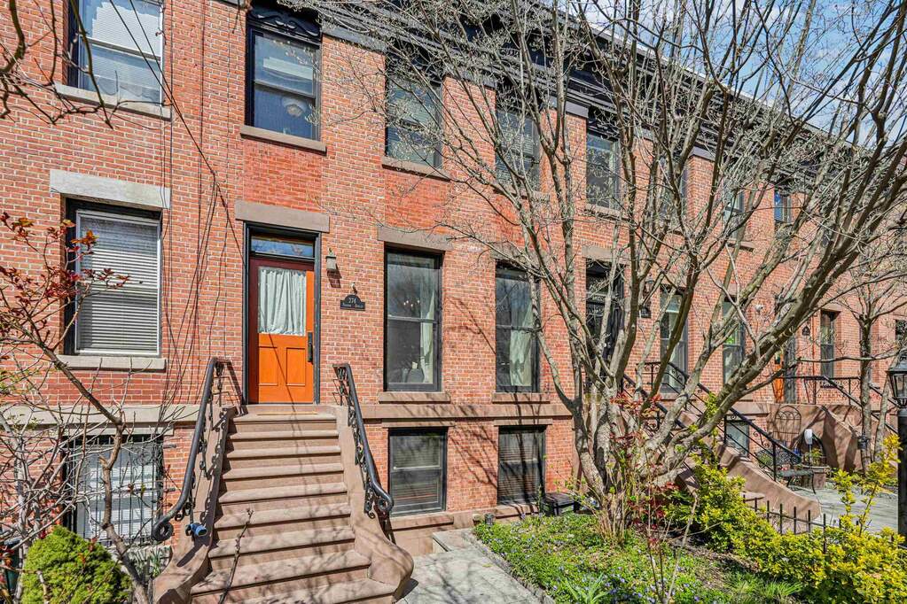 3 Bedroom Single Family Home/House's Image 39