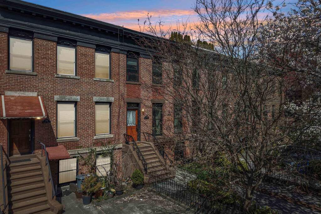 3 Bedroom Single Family Home/House's Image 41