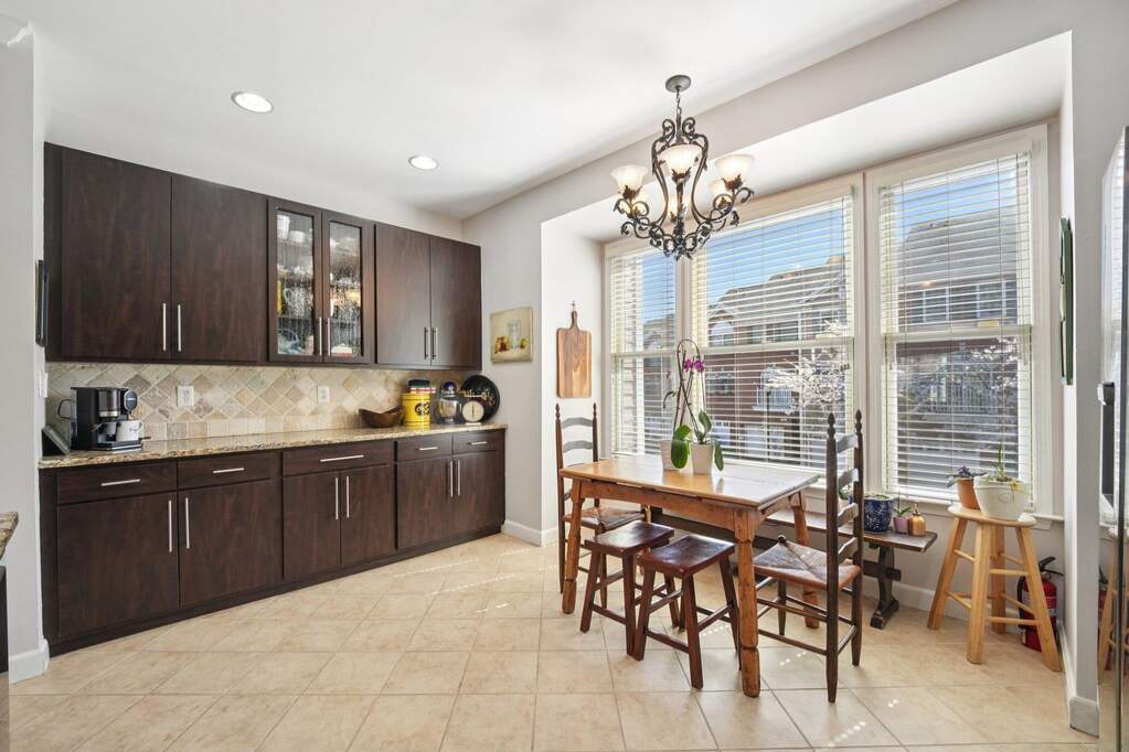 3 Bedroom Villa/Townhouse's Image 7