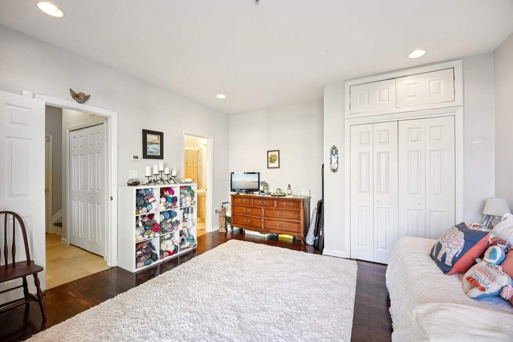 3 Bedroom Villa/Townhouse's Image 30