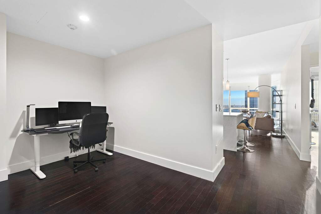 1 Bedroom Apartment/Flat's Image 11