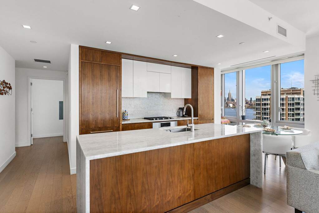 2 Bedroom Apartment/Flat's Image 3