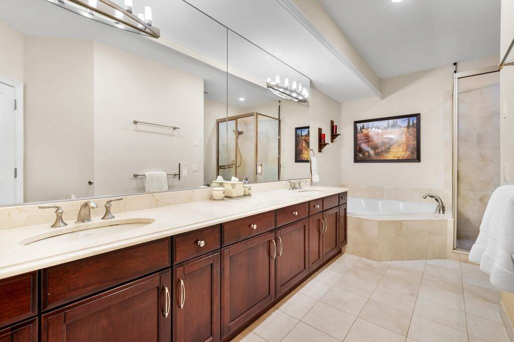 4 Bedroom Villa/Townhouse's Image 16