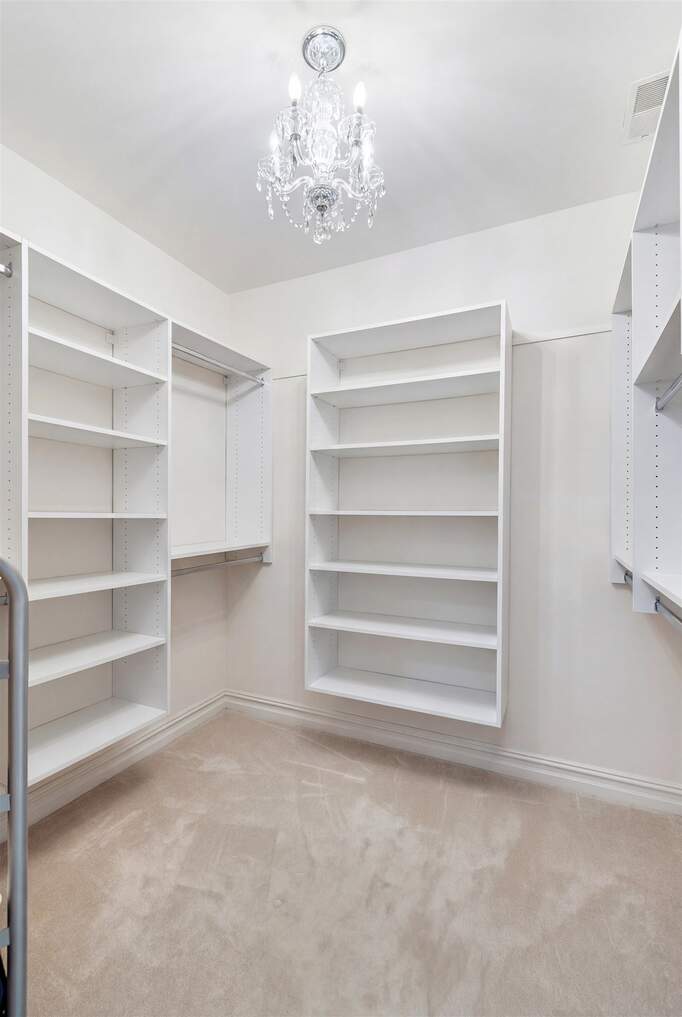 4 Bedroom Villa/Townhouse's Image 17