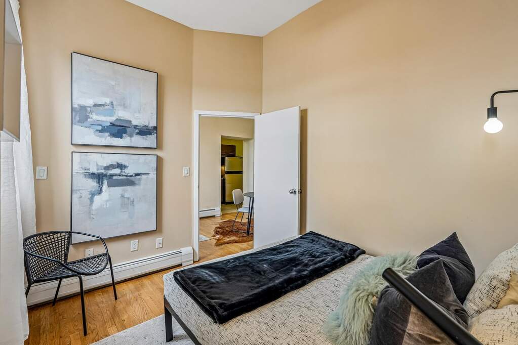 1 Bedroom Apartment/Flat's Image 16