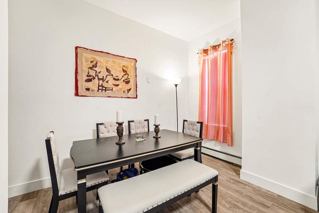 9 Bedroom Multi Unit's Image 22