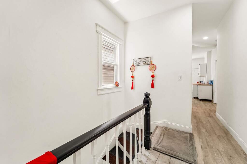 9 Bedroom Multi Unit's Image 3