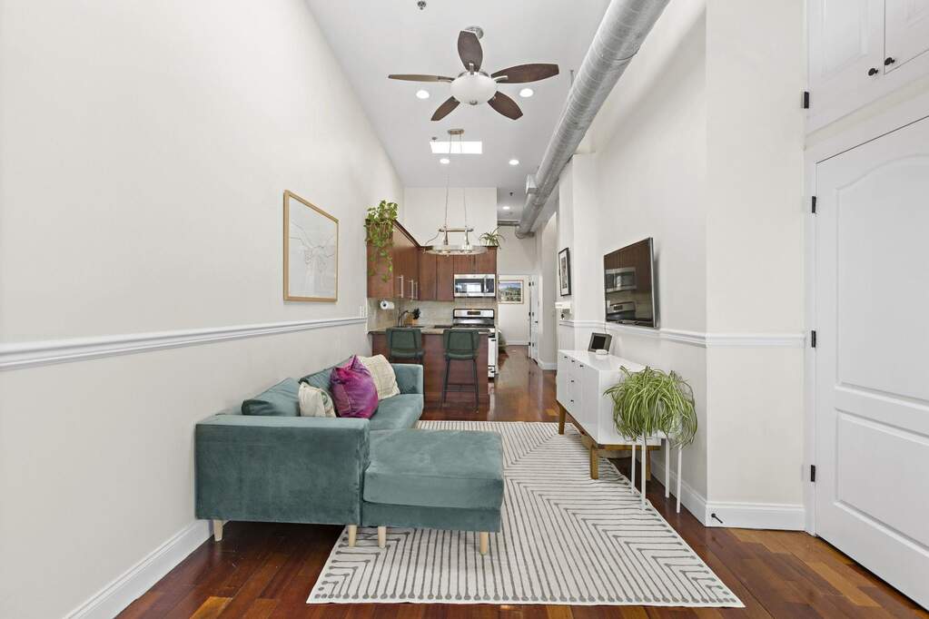 2 Bedroom Apartment/Flat's Image 4
