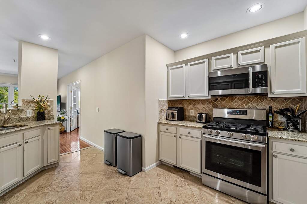 2 Bedroom Apartment/Flat's Image 5
