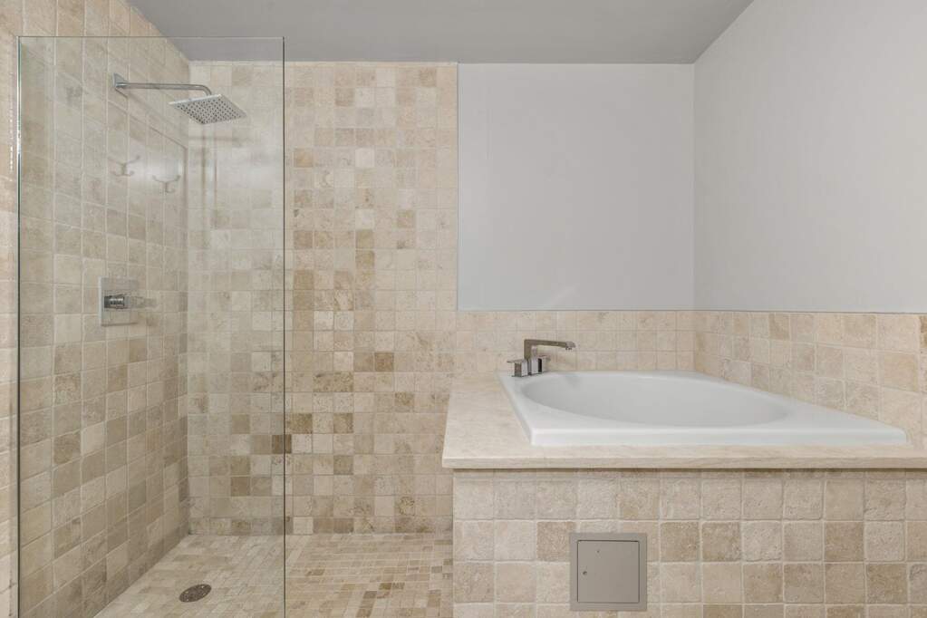 2 Bedroom Apartment/Flat's Image 12