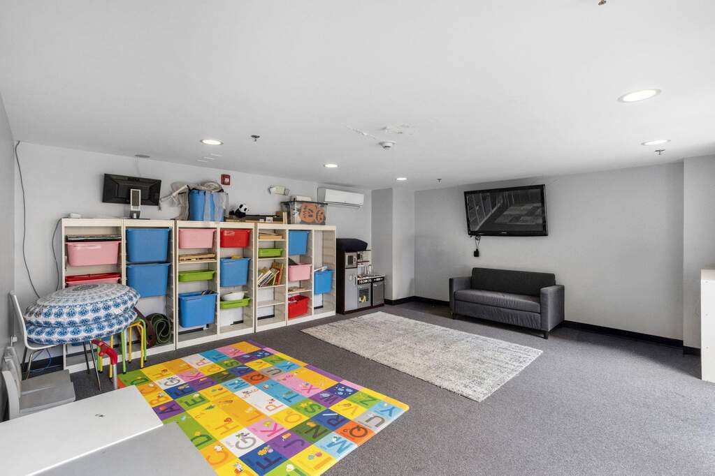 2 Bedroom Apartment/Flat's Image 21