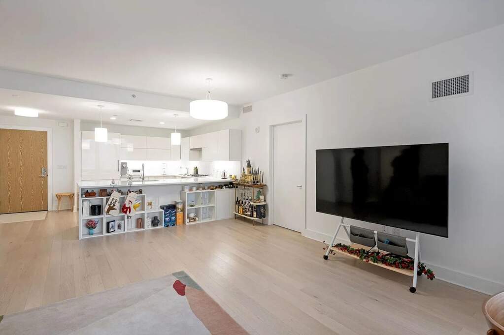 2 Bedroom Apartment/Flat's Image 8