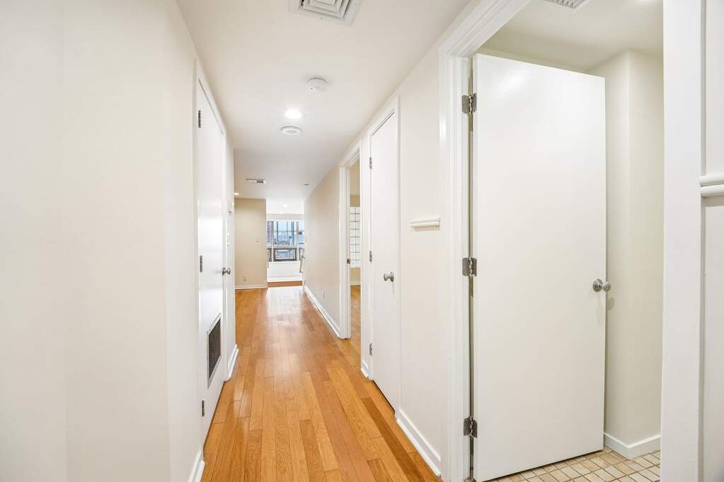 1 Bedroom Apartment/Flat's Image 14