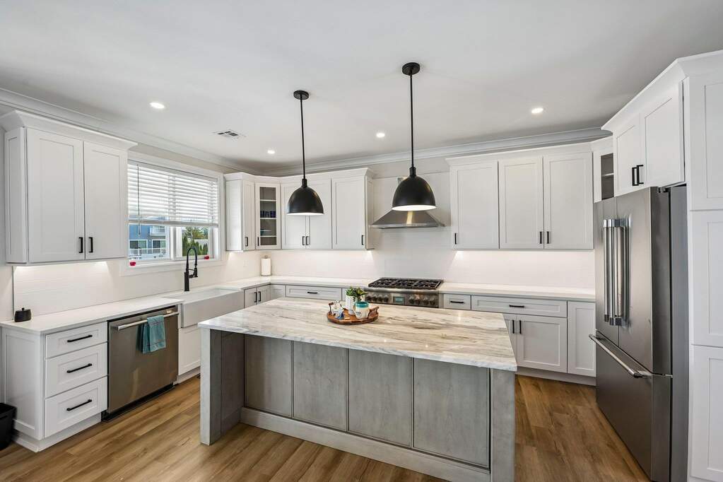 5 Bedroom Single Family Home/House's Image 22