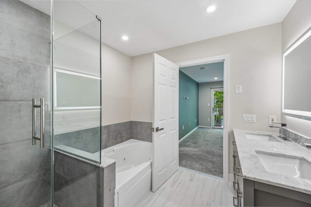 2 Bedroom Villa/Townhouse's Image 4