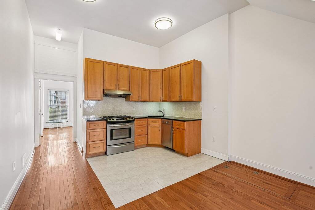 3 Bedroom Single Family Home/House's Image 10