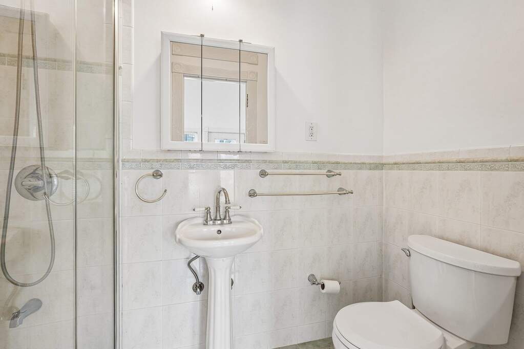3 Bedroom Single Family Home/House's Image 15